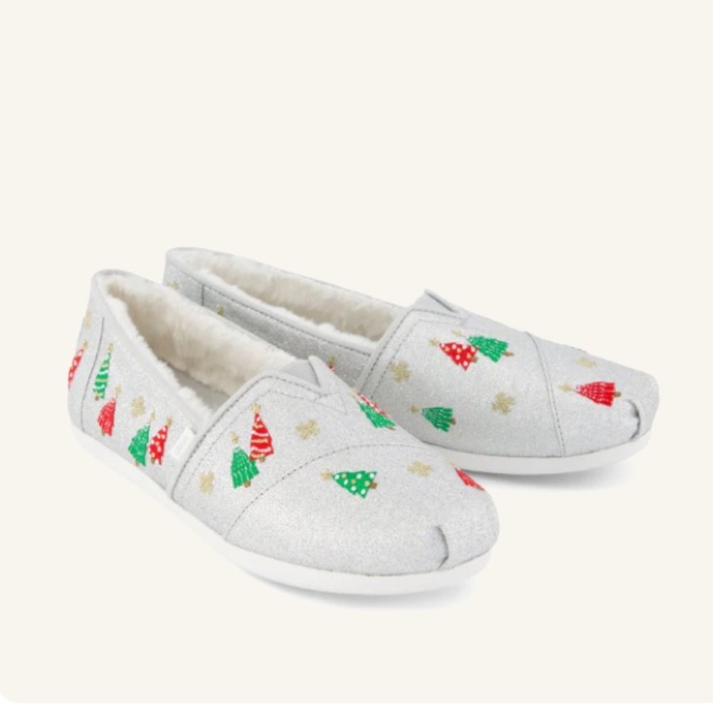 Toms Alpargata Classic Silver Christmas Tree Embroidery Women’s size 9.5 NWT